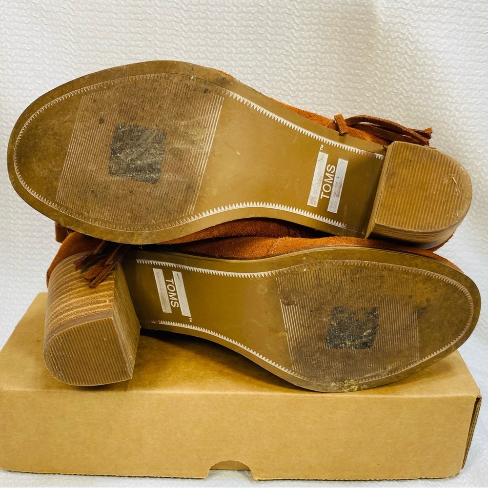 TOMS Suede Booties Womens Sz 7.5 Cinnamon Brown W. Fringe 3” Heel - Picture 5 of 10